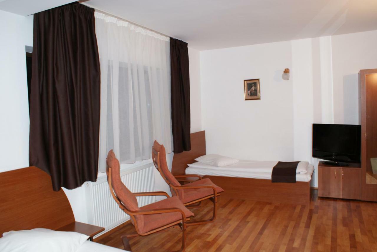 מלון פויאנה ברשוב Vila Sorina מראה חיצוני תמונה
